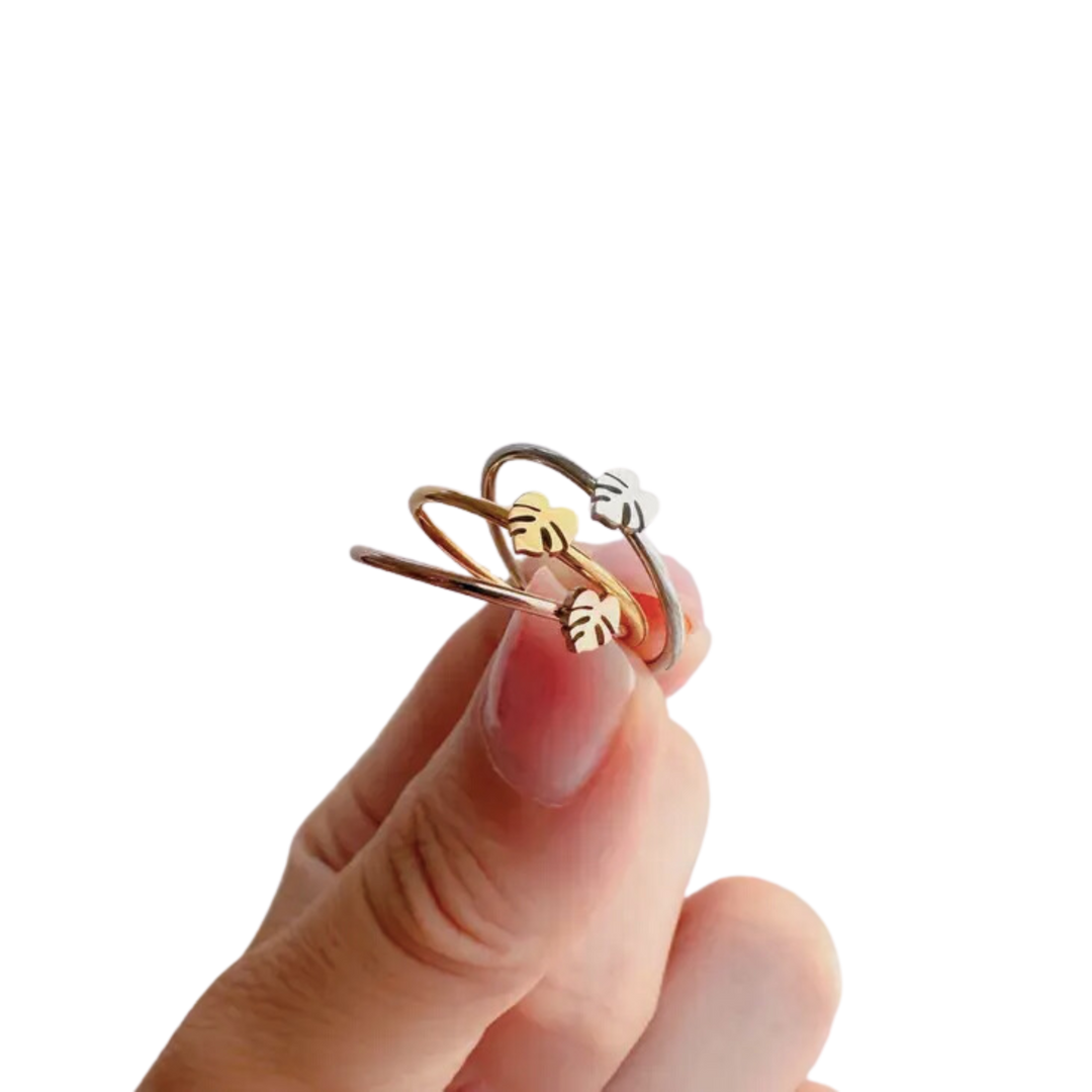Tiny Monstera Deliciosa Plant Ring