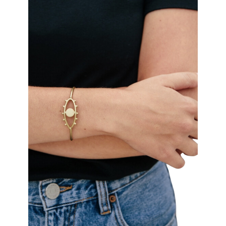 Eye To Eye Bangle Gold