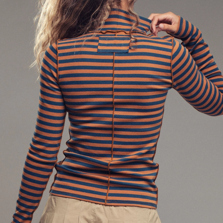 Contrast Seam Turtleneck Knit Top