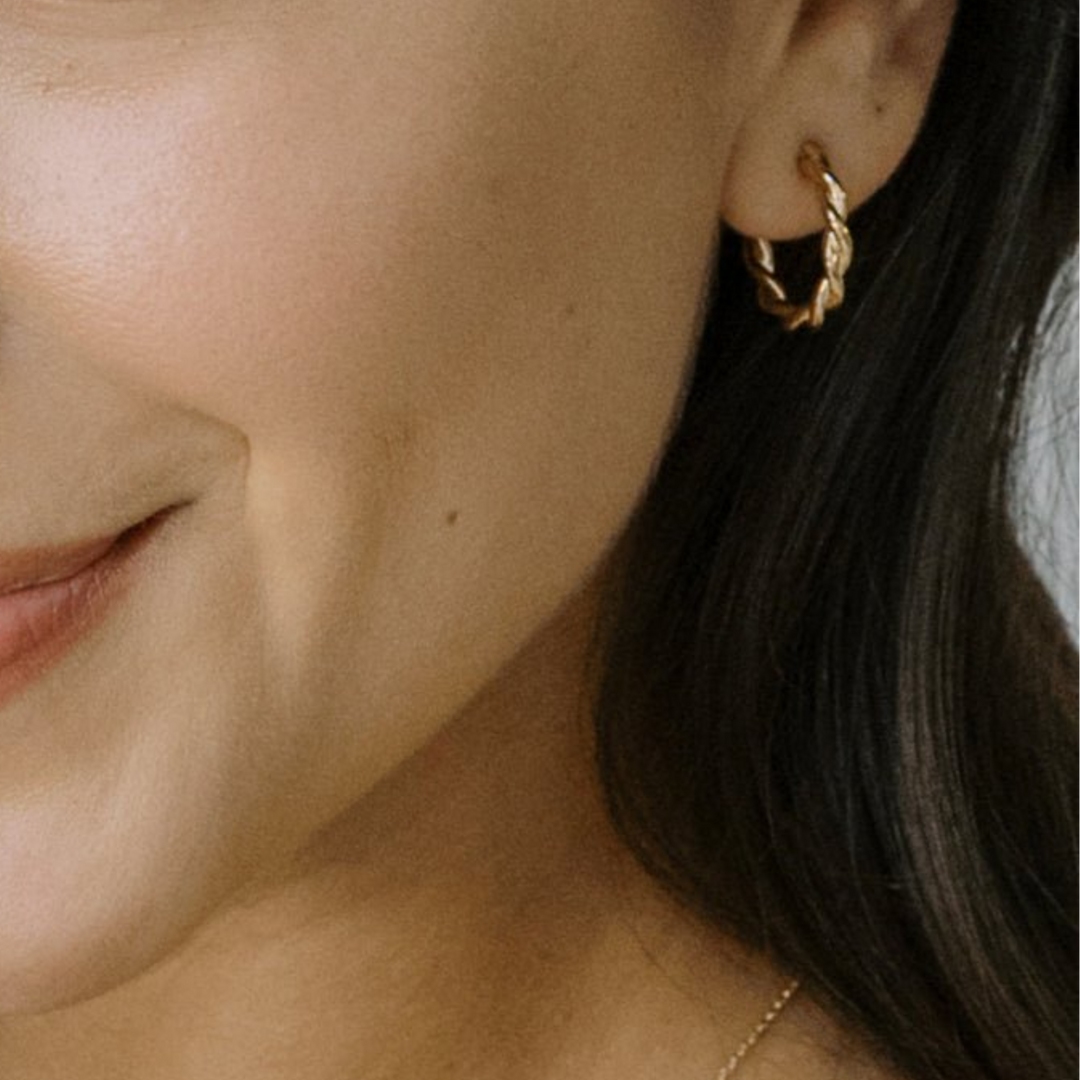 Thick Twist Hoops
