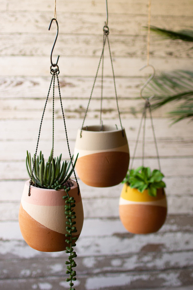 Color Dipped Hanging Clay Pot