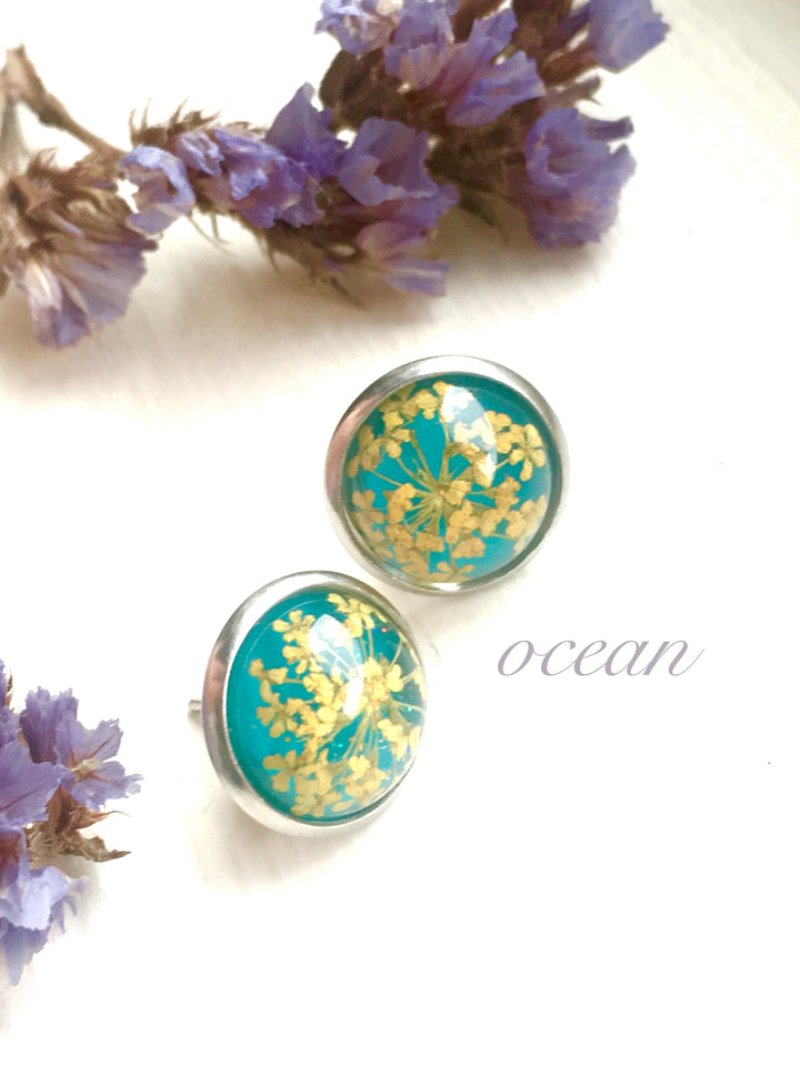 Queen Anne's Lace Resin Studs