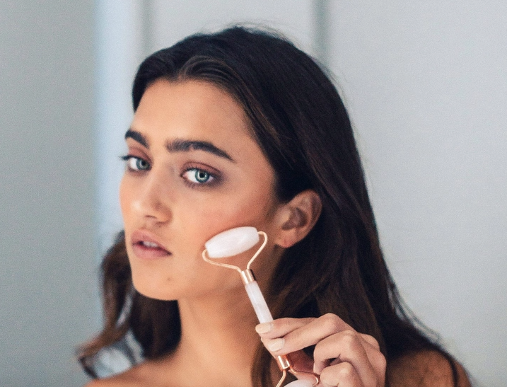 Rose Quartz Crystal Facial Roller