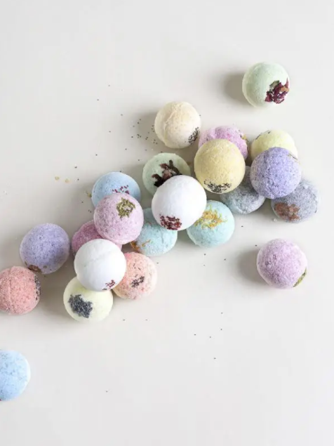 All Natural Essential Oil Bath Bomb