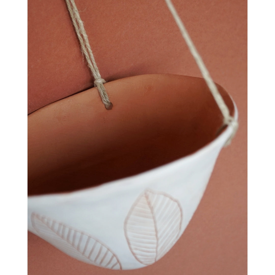 Leaf Hanging Planter in White & Terracotta