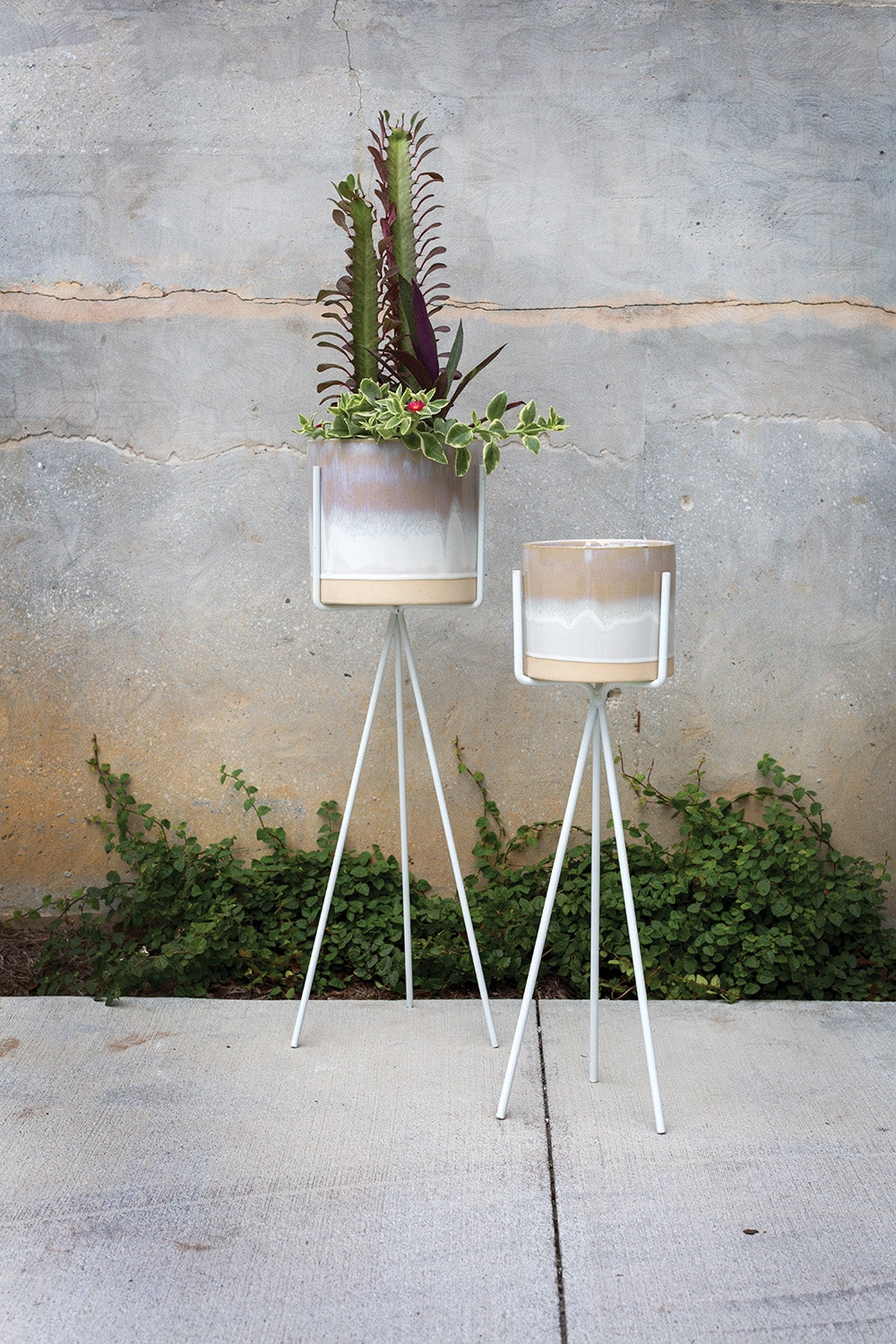 Cala Plant Stand