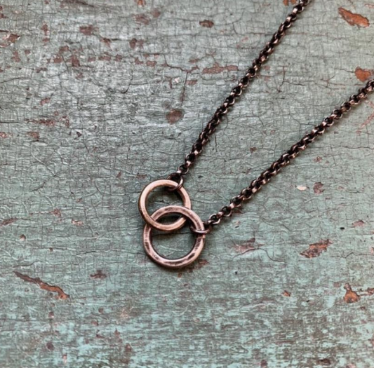 Interconnected Circles Necklace