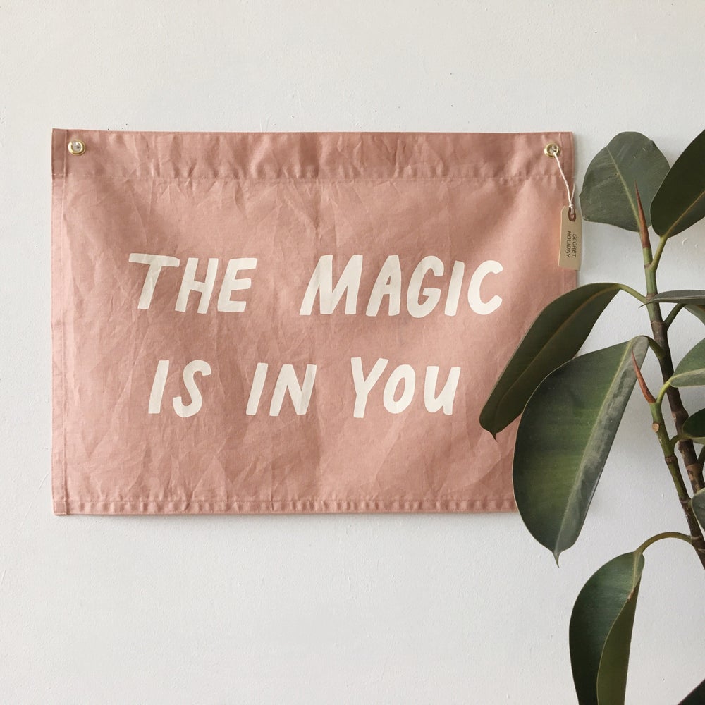 Magic Flag