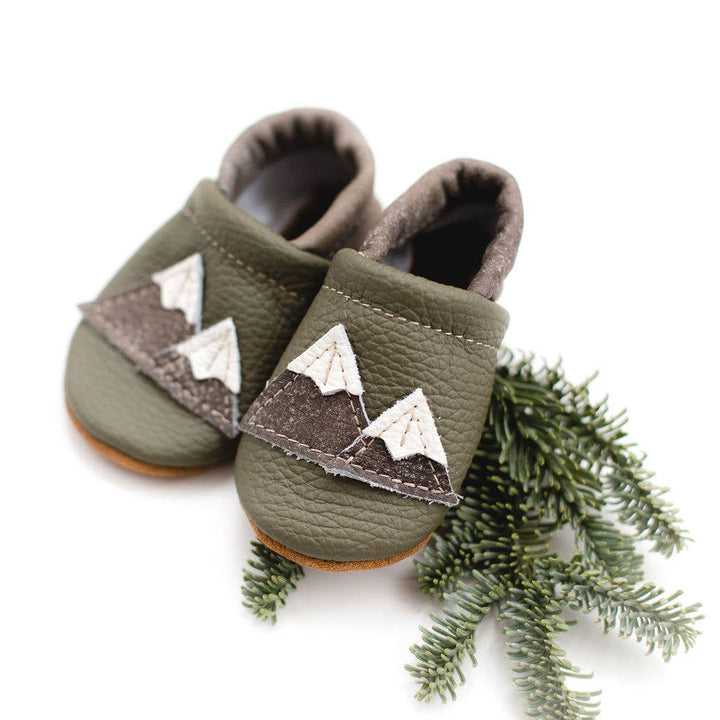 Moss Mountain Leather Baby Shows